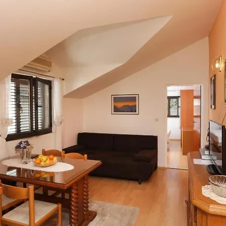 Kono - One-bedroom With Balcony And Sea View - Marka Gj... Apartman Dubrovnik